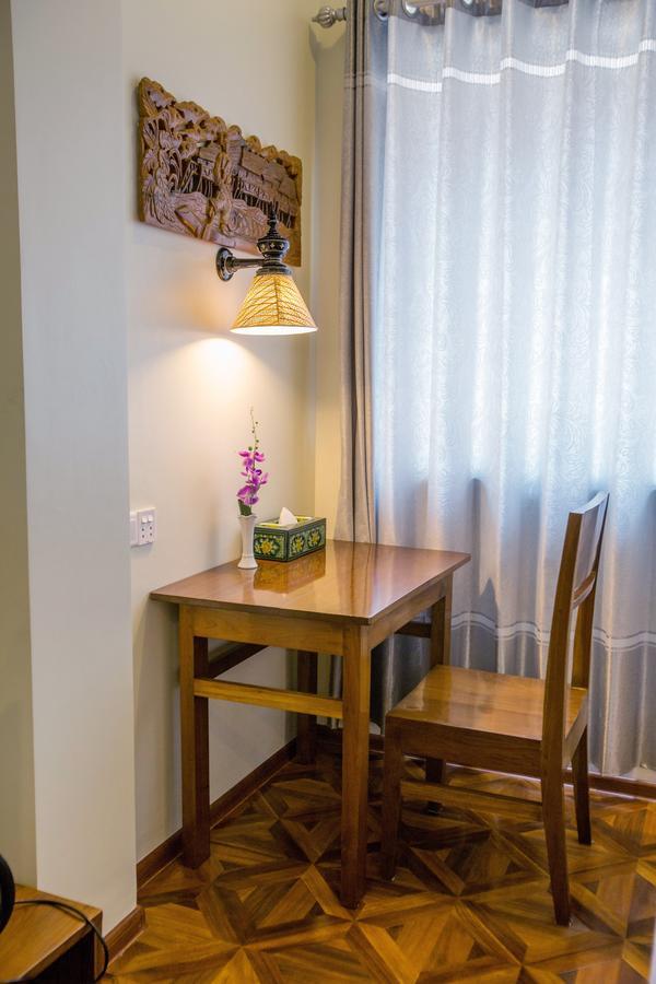 81 Central Hotel Няунг Шве Екстериор снимка